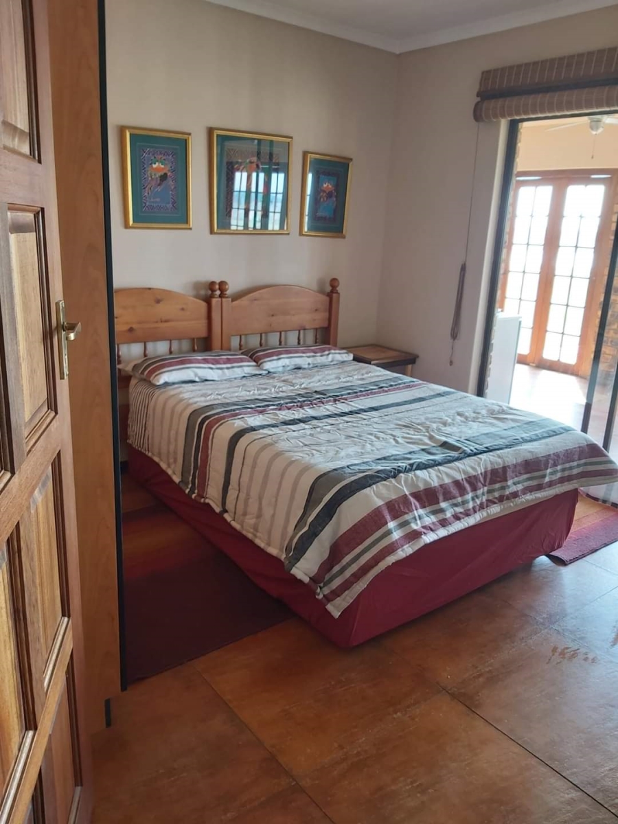 7 Bedroom Property for Sale in Oranjeville Free State